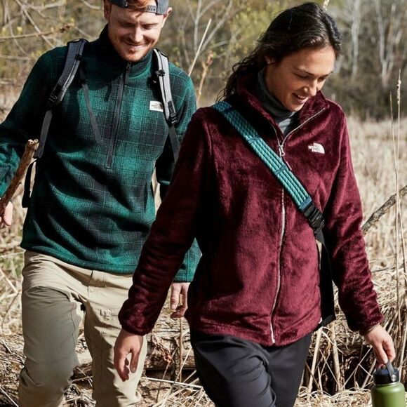 The North face osito oso furry teddy jacket purple magenta pink red large (L) - Picture 3 of 13